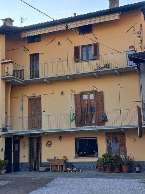 Casa Poldo Apartment Cantello Exterior foto